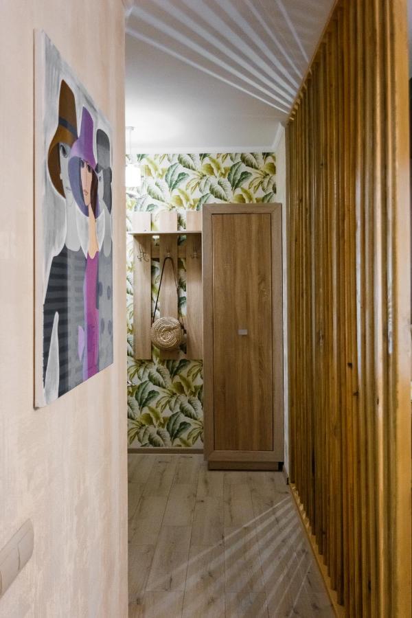 Золотое Тепло Apartment แชร์นีฮีฟ ภายนอก รูปภาพ